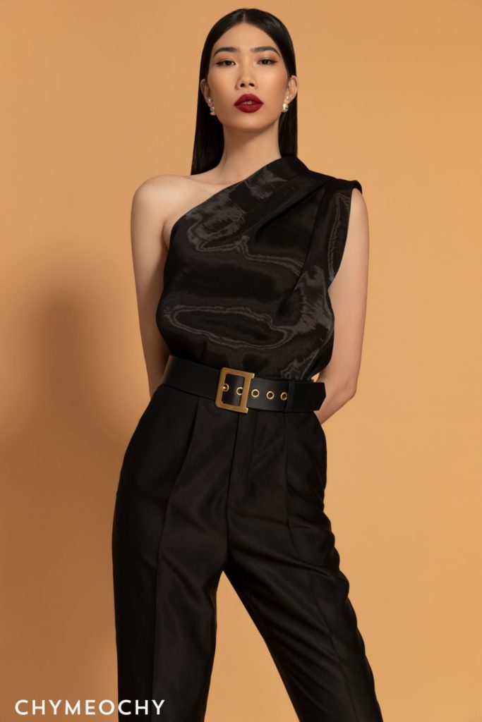 Một văn phòng lạ mắt trông 13