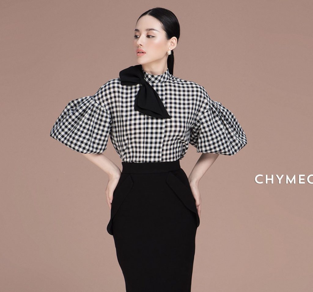 Một văn phòng lạ mắt trông 12