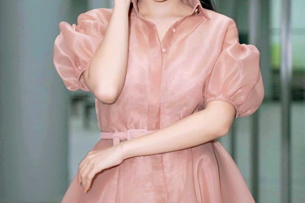 How to wear a see through top? 7