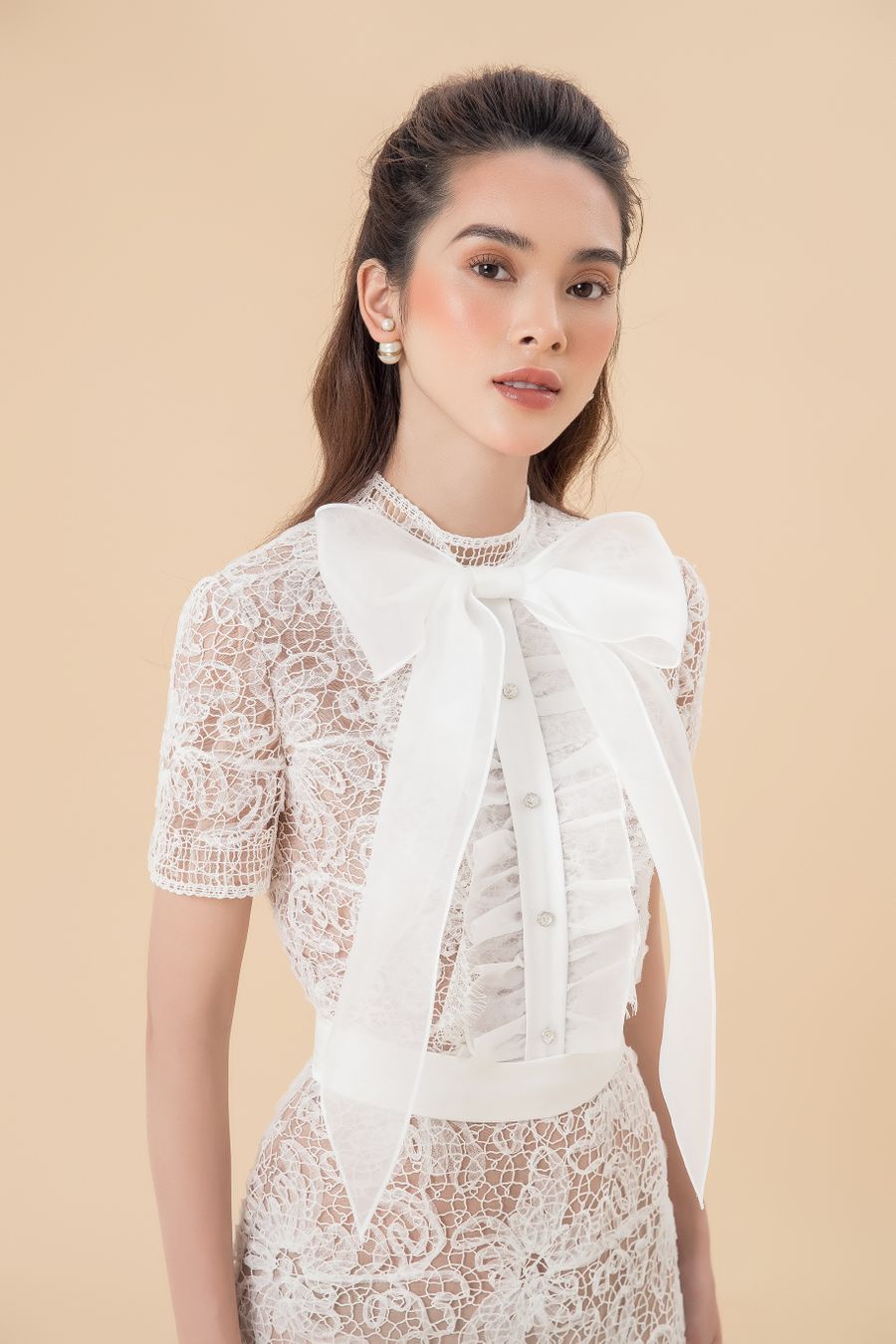 White On White - Mặc Như Thế Nào? 16