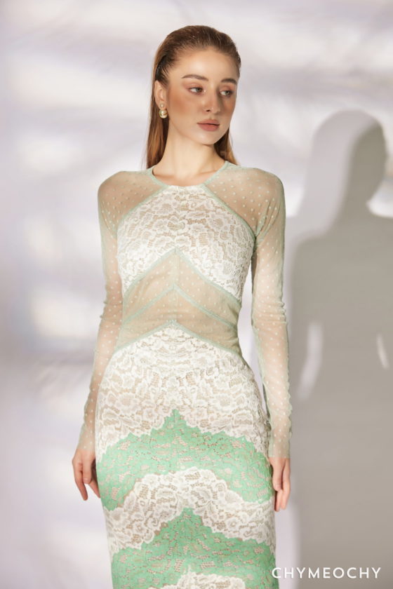 Laminated Lace Calf-Lenght Dress 2
