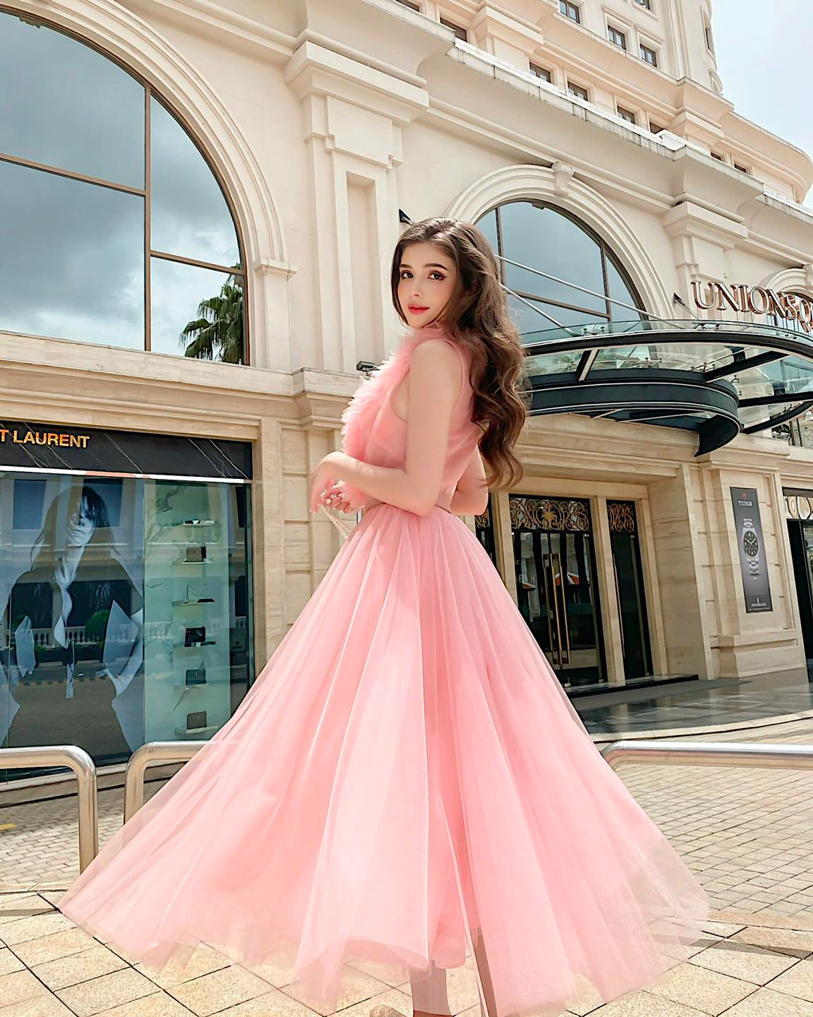 La Rosse Dress In Action 3 CHYMEOCHY La Rosse ăn mặc trong hành động 3