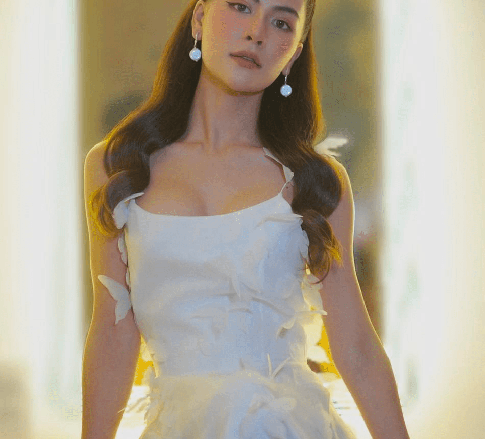 Hà Nhi X Đầm Bướm 1