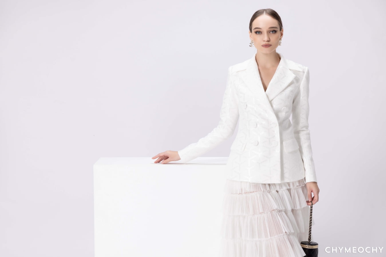 Top 10 Outfit Ideas to Make Valentine's Day Special! 5 CHYMEOCHY Top 10 Outfit Ideas to Make Valentine's Day Special! 3
