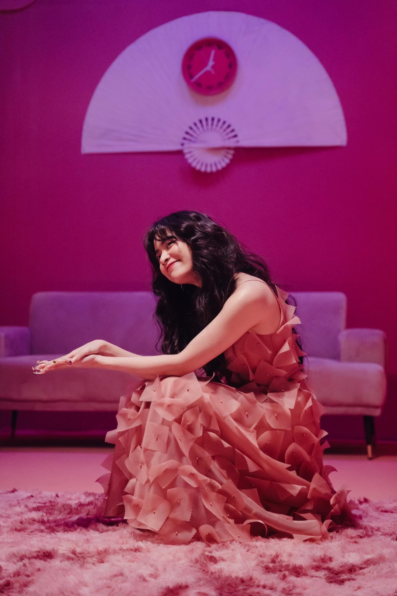 Chiếc váy mang tính biểu tượng của Ellise: Hiện tượng thời trang cho mọi dịp 7