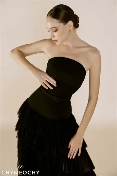 Đầm Peplum