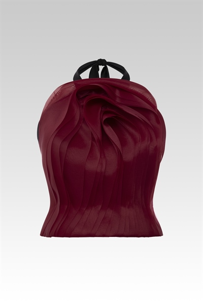 W - Wisteria Falling Top