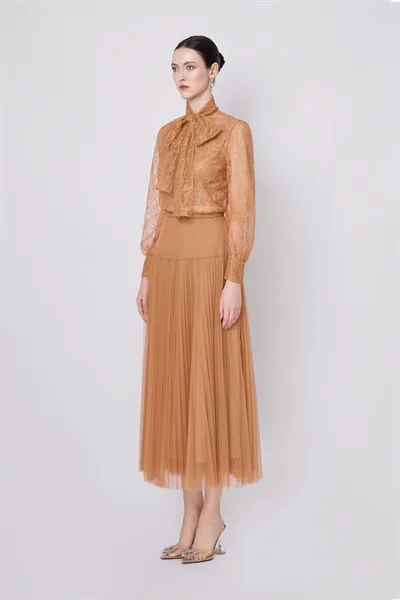 W - Terra Bloom Lace Blouse - Image 4