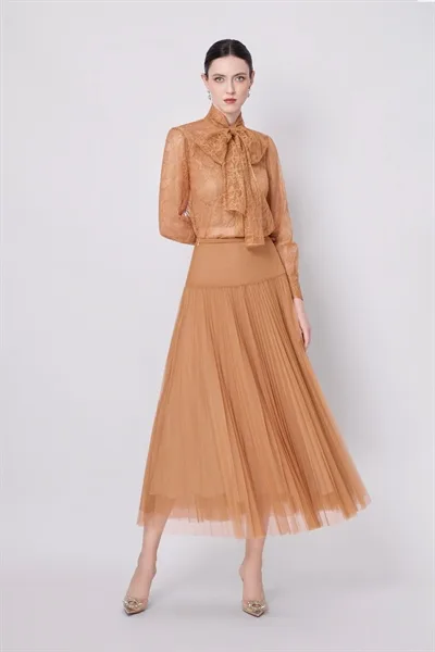 W - Terra Bloom Lace Blouse - Image 3