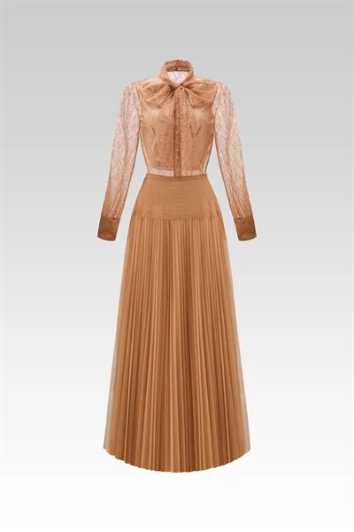 W - Terra Bloom Lace Blouse